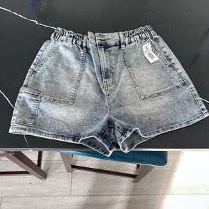 NWT Warehouse One Women’s Denim Shorts Size 6
